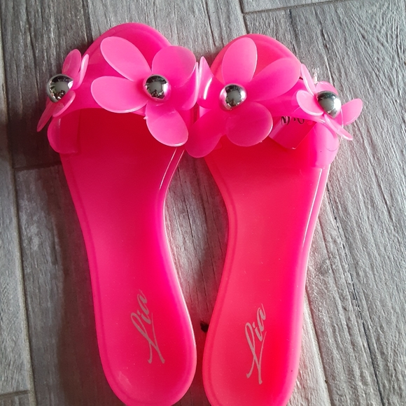 Women shoes - Picture 2 of 2